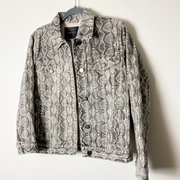 BLANK NYC • Women’s Snake Along Trucker Jacket Size Small - Picture 6 of 8